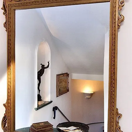 Hotel Bussola