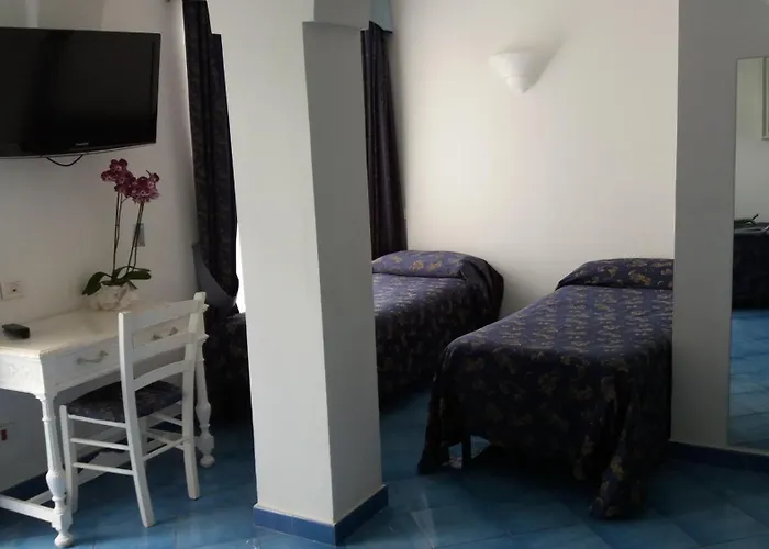 Hotel Bussola 3*